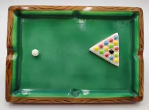 Vintage POOL TABLE ASHTRAY Ceramic Balls Racked Billiards Kitsch Made in Japan - Picture 1 of 12