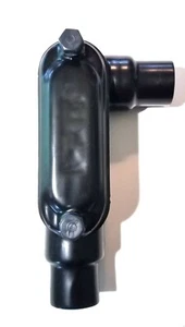 NEW Calbond PV1000LL38 1" FM 8, Type LL PVC Coated Iron Conduit Body Elbow - Picture 1 of 6