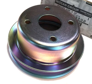 Datsun OEM Fan Water Pump Pulley, 240Z 260Z 280Z 280ZX, 1970-1983 NEW! - Foto 1 di 3