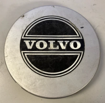 1986-1994 740 850 940 960 C70 S90 V70 Volvo OEM Center Hub Cap # 1343663 - Изображение 1 из 3