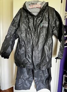 Frogg Togg Rainproof Suit Small 26”  Inseam Pant 28” Elastic  Waist 29” L Jacket