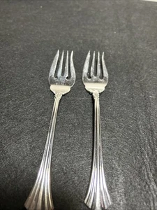 Reed & Barton Edelstahl 18/8 Salatgabeln 6 1/2" Besteck - Bild 1 von 3