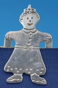 VINTAGE STERLING SILVER BOOKMARK - GINGERBREAD STYLE GIRL - SIGNED KT -   [41] - Bild 1 von 1