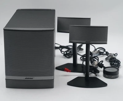 Sistema de altavoces multimedia Bose Companion 5, subwoofer y altavoces satélite Foto 1 de 4