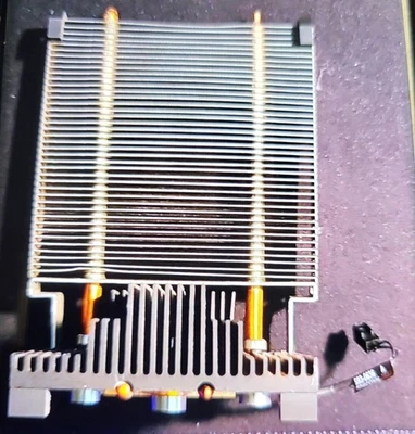 Genuine Apple MAC Pro A1186 Northbridge Heatsink 593-0636 076-1303 W Fan - Image 1 of 2