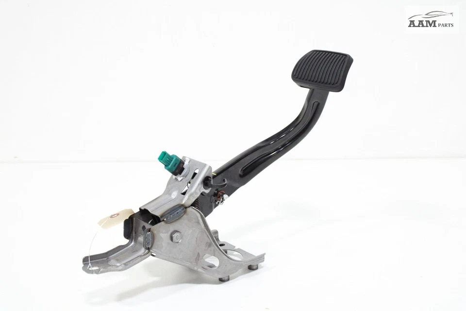 2020-2023 HYUNDAI SONATA FRONT FLOOR BRAKE FOOT STOP PEDAL & SENSOR OEM - Image 1 of 4
