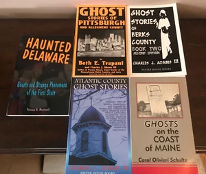 Lot Of 5 Ghost Story/Haunting Books by Charles Adams,Trapani,Martinelli,Schulte - Bild 1 von 11