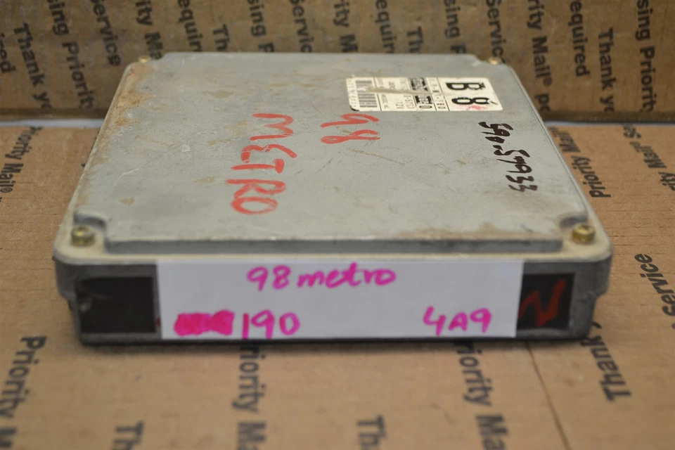 1998 Chevrolet Metro Engine Control Unit ECU 3392050GL0 Module 190-4A9 - Image 1 of 3