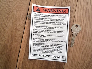 PEGATINA DE ADVERTENCIA DE BICICLETA CUÁDRUPLE DIVERTIDA Broma humorística divertida quads Quadracycle Motocicleta - Imagen 1 de 1