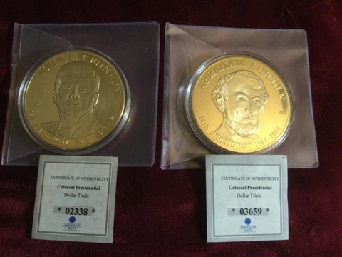 Colossal Presidential $1 Coins JFK and Lincoln w/COA Cover