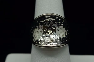 STERLING SILVER WIDE FACE WITH HAMMERED FINISH RING SZ 8 #E909 - Picture 1 of 5