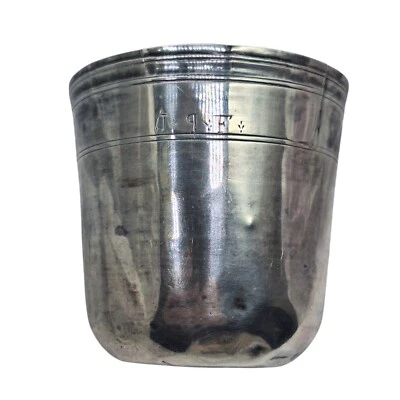 Copa de plata de comercio de pieles canadienses del siglo XVIII - Marca estilo pistola La, forma de vaso Foto 1 de 4