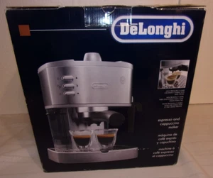 Delonghi Cafetera Espresso y Cappuccino EC330 Nueva en Caja - Imagen 1 de 14