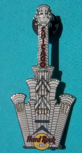 CHICAGO WATER TOWER 2002 ARCHITECTURAL ICON BUILDING GUITAR Hard Rock Cafe PIN - Picture 1 of 1