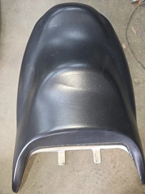 Asiento trasero Yamaha Waverunner XLT800 XLT1200 F0V-U372A-30-00 ¡AGUA DULCE! Foto 1 de 4