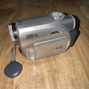 🔥JVC GR-D370u Mini DV Digital Video Camera For Parts AS IS Untested MAY WORK - Picture 1 of 12