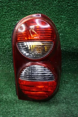 2005 2006 2007 JEEP FREEDOM ПРАВЫЙ ЗАДНИЙ ФОНАРЬ OEM 55157062 - Изображение 1 из 4