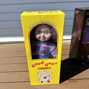 Spirit Halloween 24 Inch Chucky Doll - Good Guys New - Picture 1 of 7