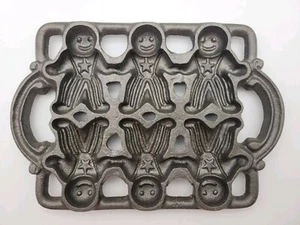 Vtg John Wright Cast Iron All American Gingerbread Man Holiday Baking Pan Mold - Picture 1 of 4
