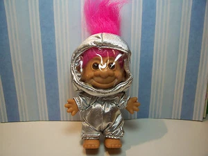 "ASTRONAUTA - Muñeca Russ Troll de 5" - NUEVA EN BOLSA ORIGINAL - Cabello Rosa - Imagen 1 de 4