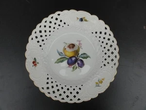 MEISSEN OBSTMALEREI TELLER DURCHBROCHEN GOLDRAND BREITE 24,2 cm 1 WAHL - Picture 1 of 9