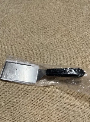 PAMPERED CHEF MINI SERVING SPATULA- BRAND NEW- 2622-  FREE SHIPPING  - Image 1 of 4