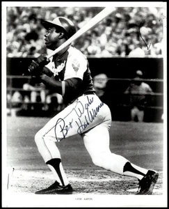 Hank Aaron Signed Autographed Vintage Glossy 8x10 Photo Atlanta Braves - Picture 1 of 2