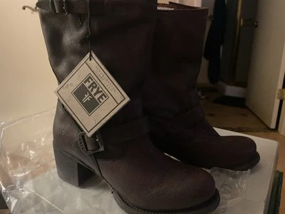 Botas cortas Frye Vera 9,5 marrón oscuro Foto 1 de 4