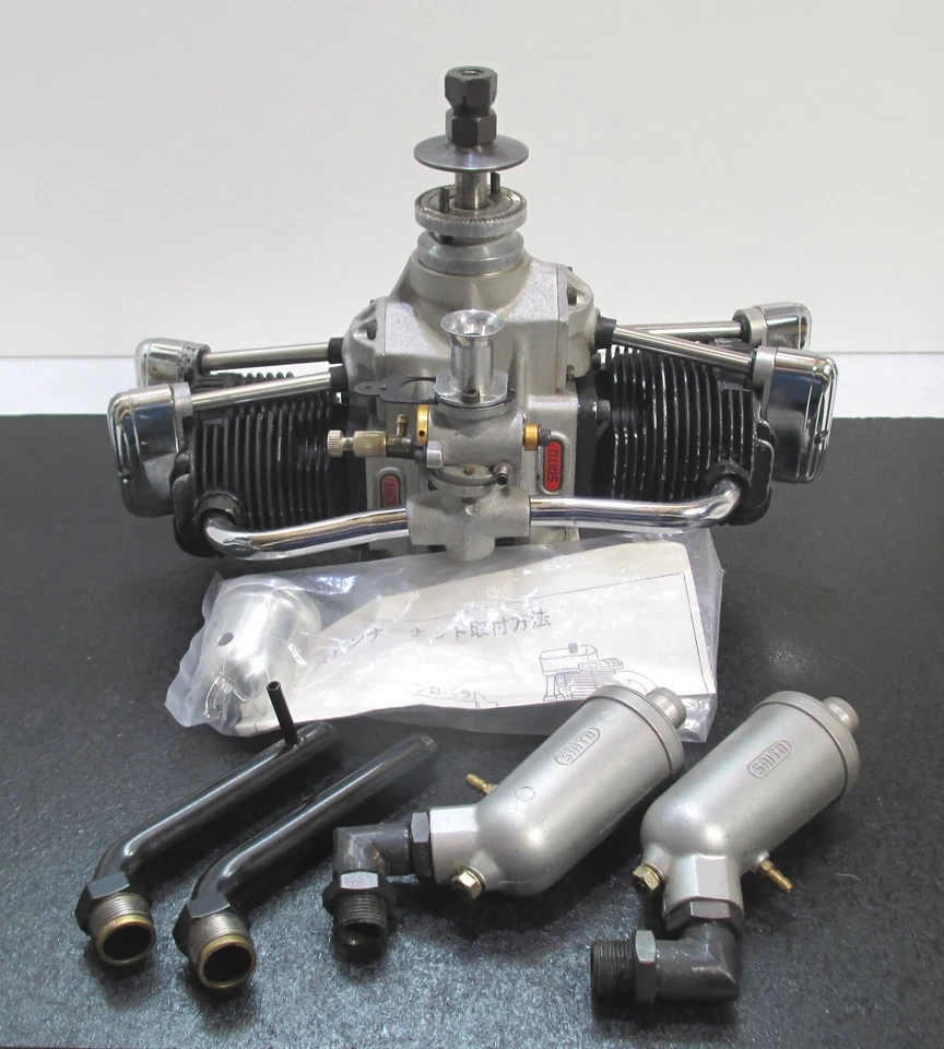 SAITO FA-270T 45cc flat twin 4 stroke glow engine with muffler for R/C airplane - Image 1 of 4