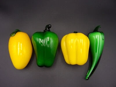Lote de 4 verduras de vidrio vintage estilo Murano soplado a mano frutas pimientos mango Foto 1 de 4