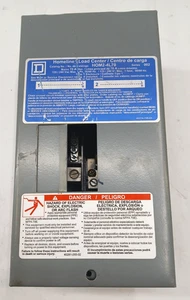 SQUARE D HOMELINE 70 AMP 4 CIRCUIT INDOOR LOAD CENTER HOM2-4L70 120/240 VAC - Picture 1 of 6