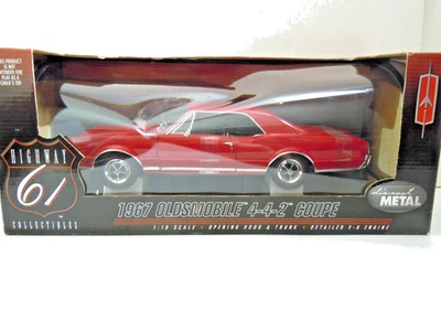 Литая модель Highway 61 1967 Red Olds 442 масштаб 1:18 - Изображение 1 из 4