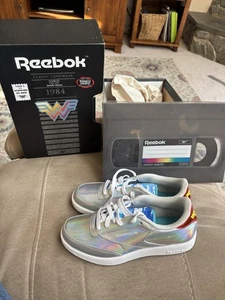 Reebok Mädchen Junior Club C 85 schillernde Sneaker Wonder Woman Größe 6 - Bild 1 von 8