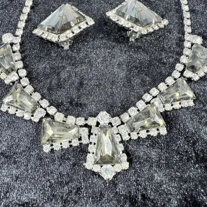 Vintage Smoky Grey Gemstone with Diamond like Rhinestones Necklace/Earrings set - Picture 1 of 7