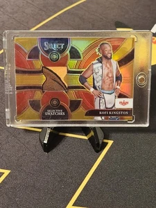 Kofi Kingston 2024 Panini Select WWE Selective Swatches Gold Prizm /10 - Picture 1 of 8