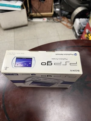 Sealed PSP Go - Sony PlayStation Go - White - Image 1 of 4