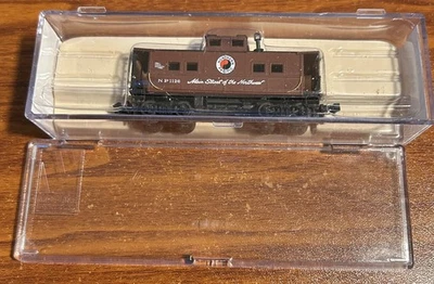 Vintage N Scale Life-Like #7398 Northern Pacific #1126 Caboose Free Shipping - Image 1 of 3