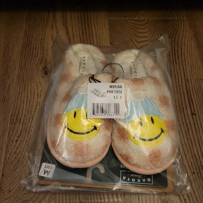 Dakota Fleece Girl's Slippers Memory Foam Kids Smiley Face Plaid size 13-1 pink - Image 1 of 3