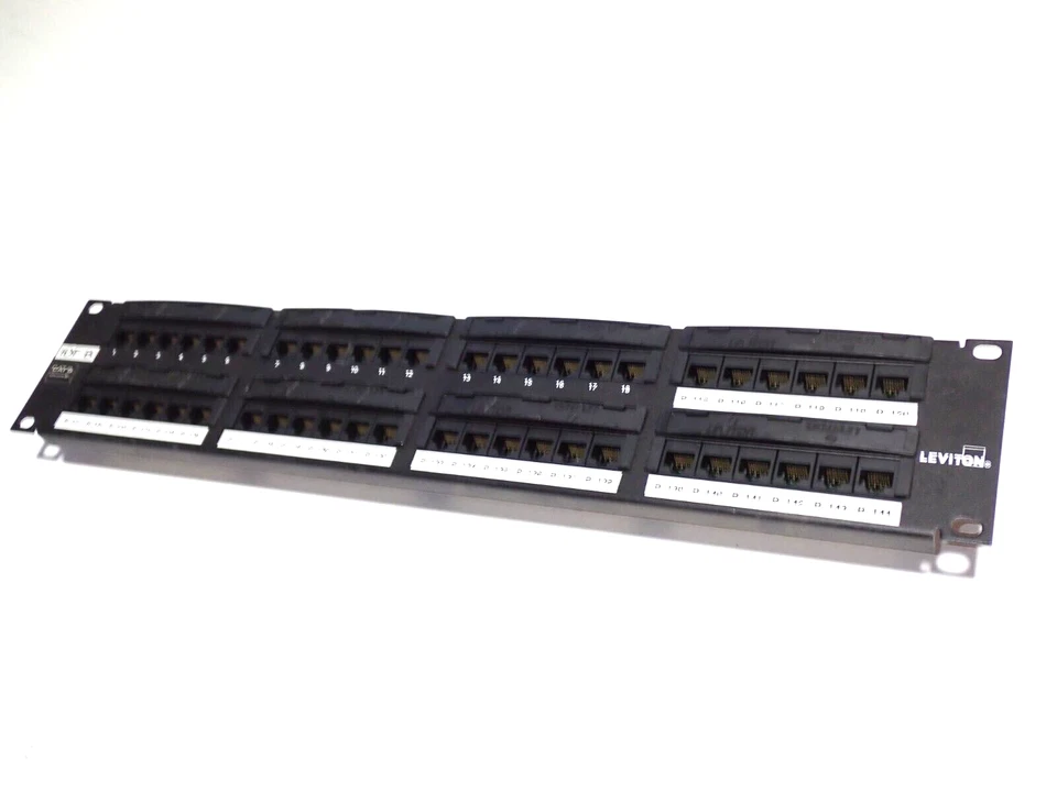 PANEL DE CONEXIÓN LEVITON CAT 6 EXREME 6+ USADO Foto 1 de 4