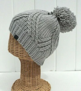 New Kids Winter Beanie Hat Knitted With Pom Pom Gray Warm Soft #E - Picture 1 of 4
