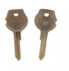 1 VINTAGE KEY BLANK OPEL O79JE - Picture 1 of 1