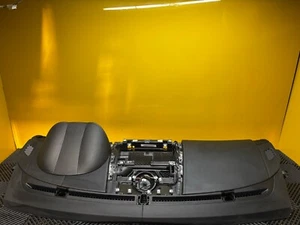 Jaguar F-Type X152 2018 Armaturenbrett mit Beifahrerseite Aibag gebrauchte Nähte - Bild 1 von 15