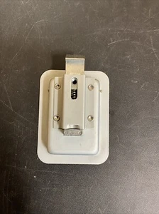 Junior Size Flush Rustproof Steel Non-Locking Latch - Picture 1 of 4