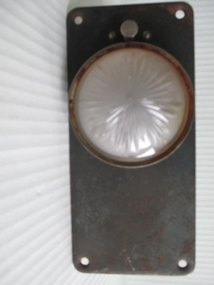1920'S CUNO ENGINEERING CORP ACCESSORY RETRACTABLE DASH SPOT LIGHT         02C99 - Image 1 of 4