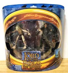 LORD OF THE RINGS RETURN OF THE KING POSEABLE GOLLUM & FRODO GOBLIN ARMOR NIB - Picture 1 of 10