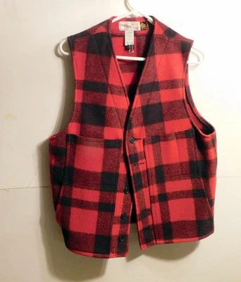 CC Filson Mackinaw Wool Vest Mens 42 Red Black Buffalo Plaid Style 20 USA Made - Image 1 of 4