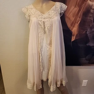 Vintage 60's Aristocraft Pink & White Lace Sheer Nylon Baby Doll Nightgown USA M - Picture 1 of 9