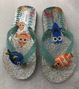 Disney Pixar finding Nemo Flip flops no size listed roughly (13-1) Preowned - Picture 1 of 9