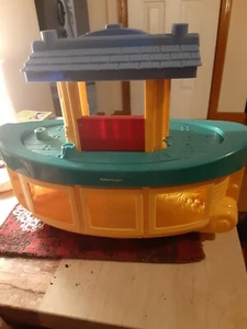 LITTLE PEOPLE'S NOAH'S ARK  NRMINT CONDITION - Picture 1 of 10