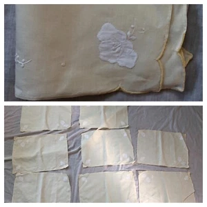 Lot of 8 Vintage Embroidered Cotton Placemat Napkin Yellow Beige 16.5 x 12" - Picture 1 of 12